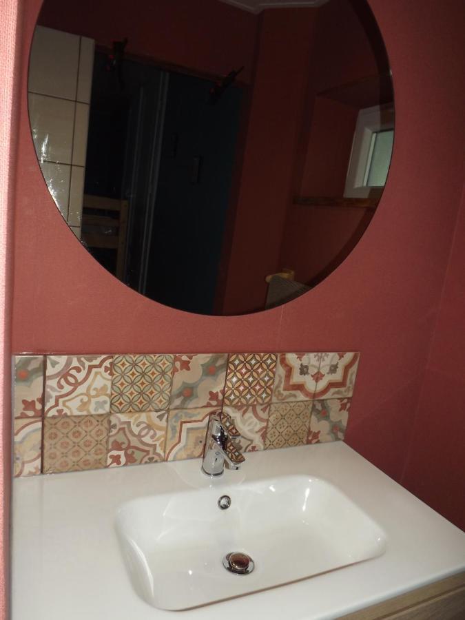 Gite La Petite Ecluse En Bord De Loue Lods Екстериор снимка